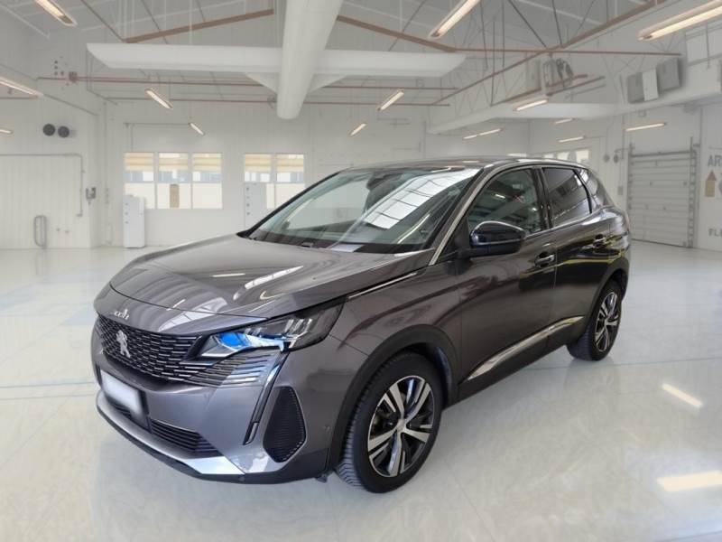 Серый Peugeot 3008 Allure Pack 2022 года