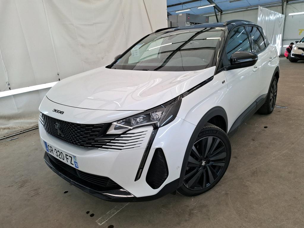 Белый Peugeot 3008 GT 2023 года