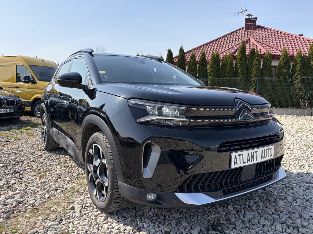 Citroen C5 Aircross на площадке CarPlaza в Польше